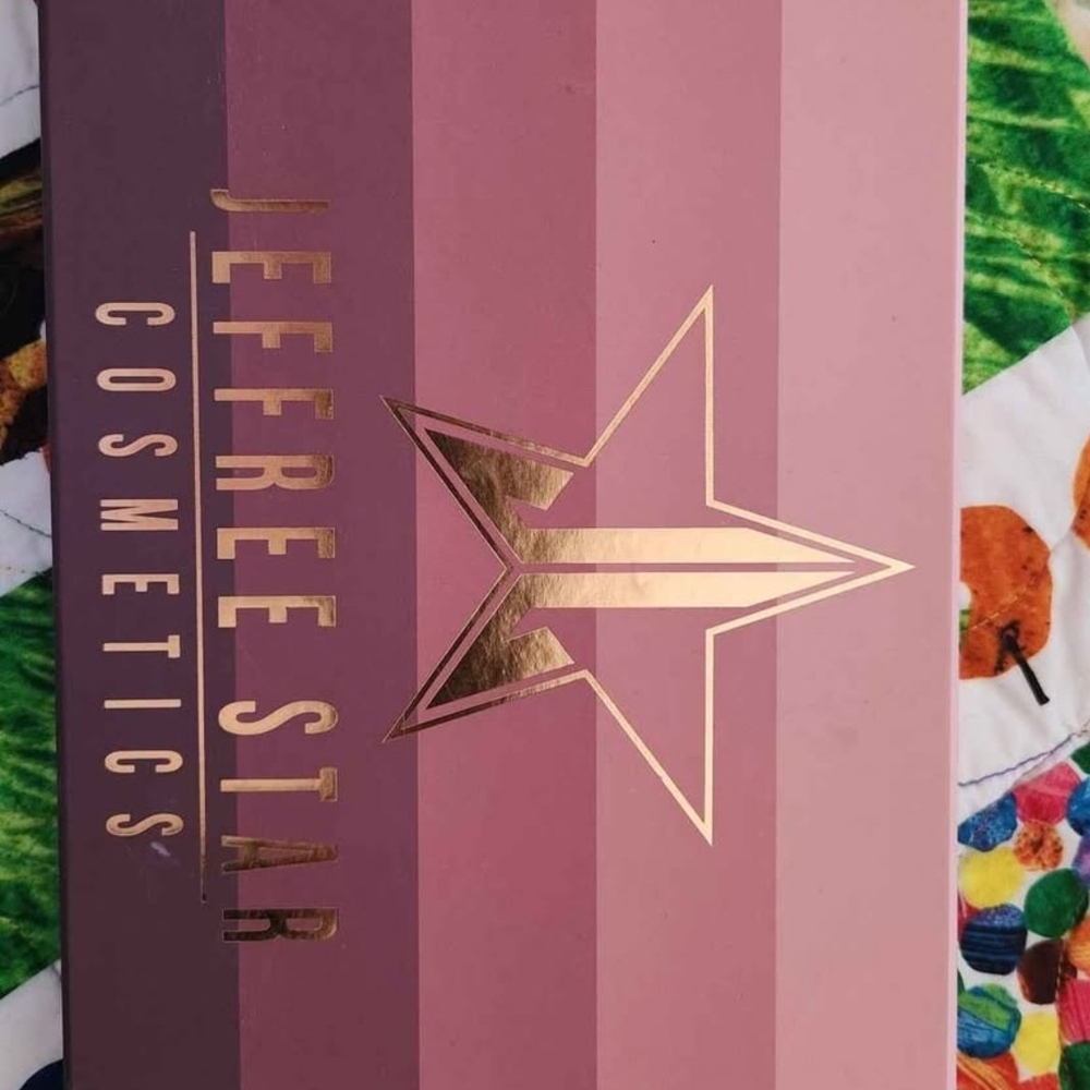 Jeffree Star Cosmetics Lipstick - Pink and Gold